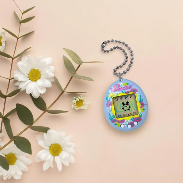 b0bnkmhkvx_2.webp TAMAGOTCHI ORIGINAL AMAPOLAS DE JARDÍN