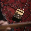 PEDAL DE EFECTO OVERDRIVE DISTORSIÓN JVM MARSHALL | NEGRO Y DORADO