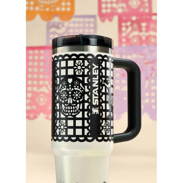 STANLEY QUENCHER PROTOUR FLIPSTRAW TUMBLER 30 OZ / 887 ML | SALT PAPEL PICADO